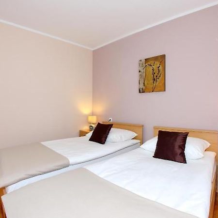 Bay Bridge Center Apartment 1 Zadar Room photo